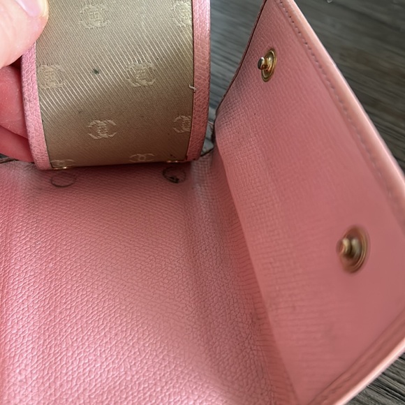 CHANEL Rose Pink Key Case - Picture 14 of 15